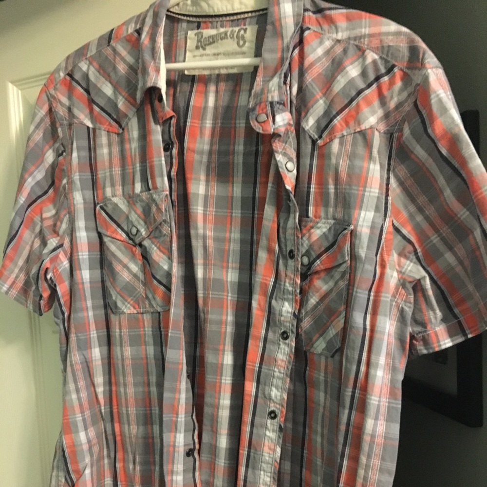 Roebuck and Co pearl Snap short Sleeve